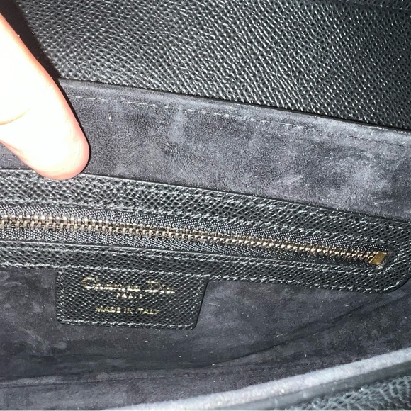 Dior black Saddle Bag with Black and Tan Tiger Embroidered Strap - Picture 2 of 8